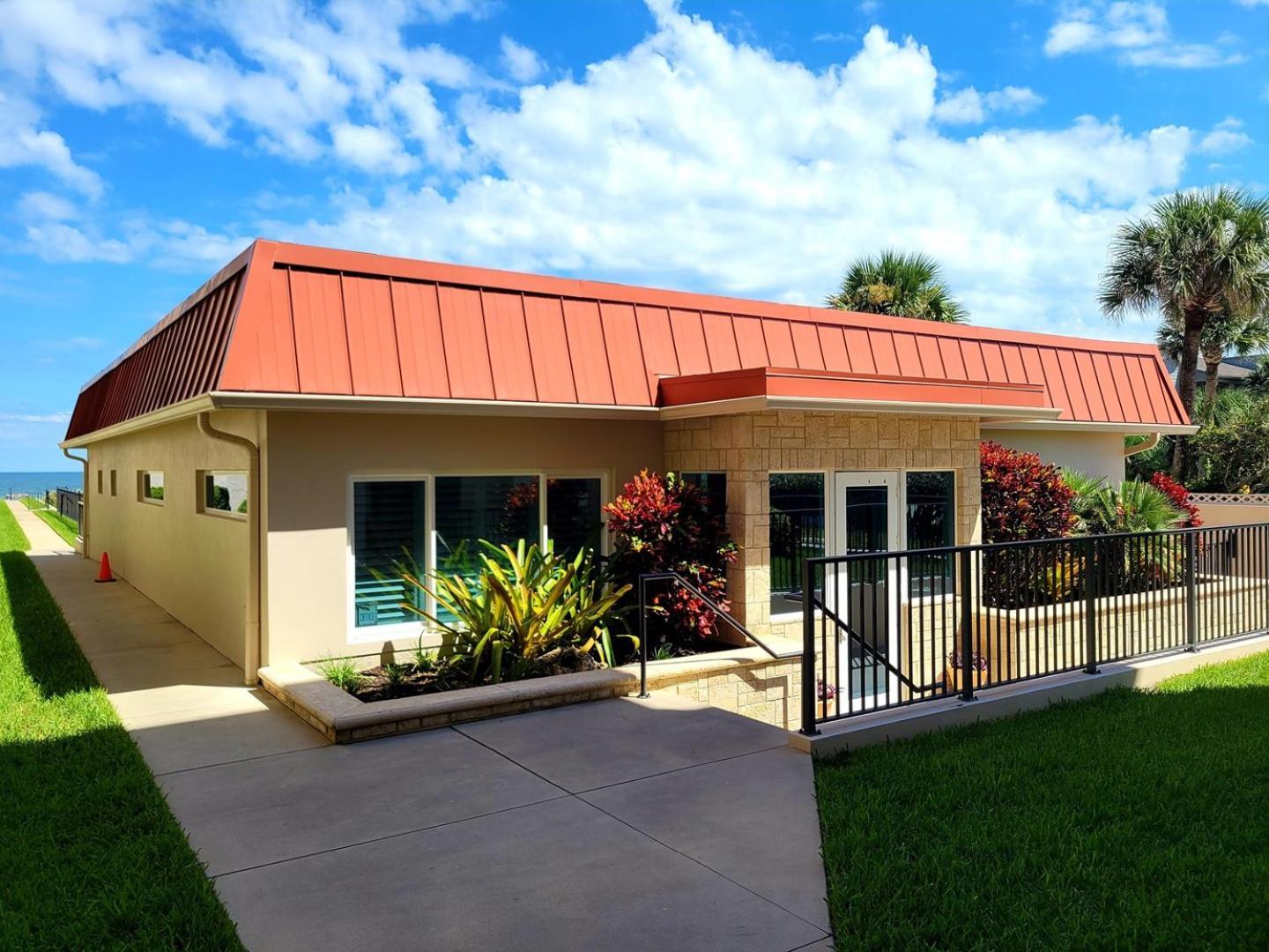 513 - Spectacular Penthouse Level Condo New Smyrna Beach Buitenkant foto
